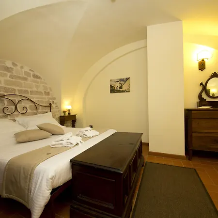 Hotel Convento Di Acqua Premula