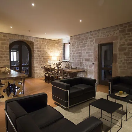 Hotel Convento Di Acqua Premula 3*
