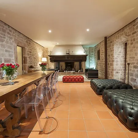 Hotel Convento Di Acqua Premula 3*