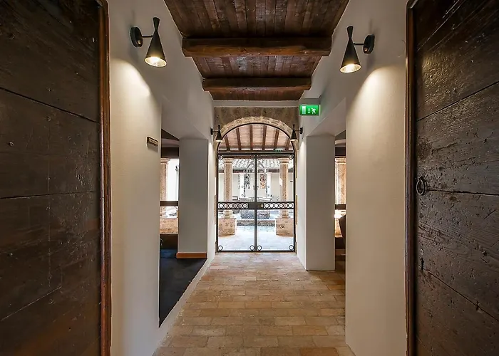 Convento Di Acqua Premula Sellano